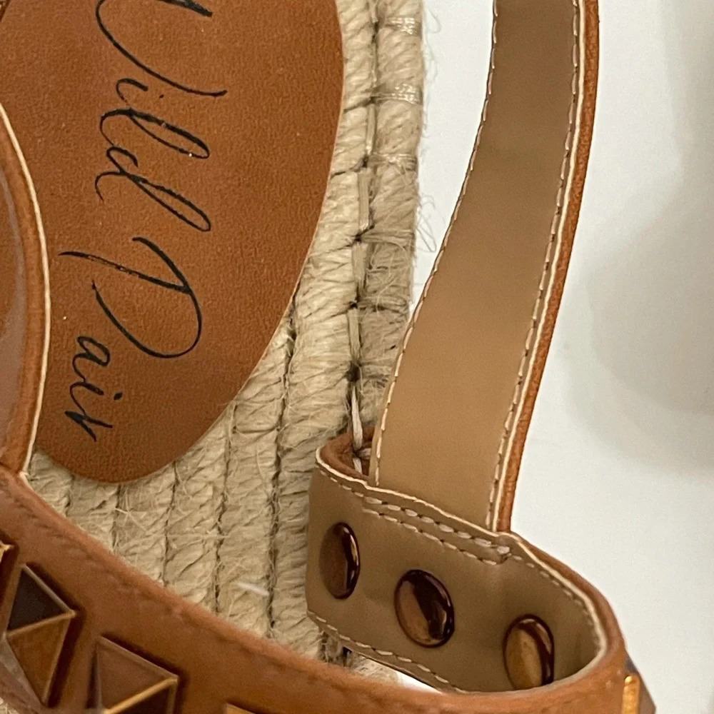 WILD PAIR Studded Espadrille wedge Sandals metallic cognac brown size 7.5 - Picture 12 of 16